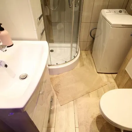 Flat Grunwaldzka Up To 2persons+1 * Wroclaw